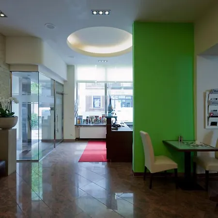 Hotel Aurora-3