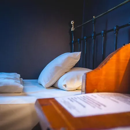 Hotel Alexander-3